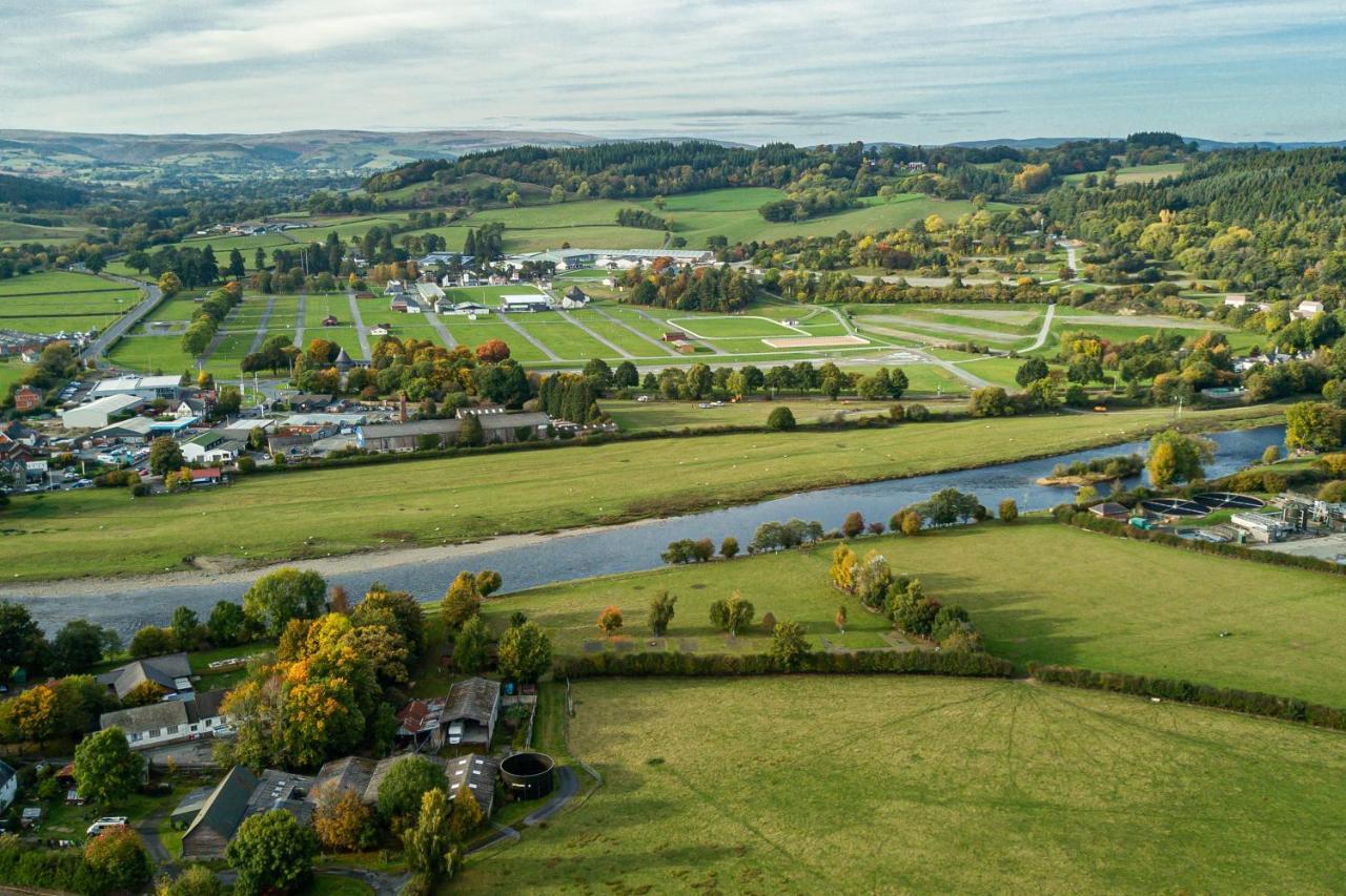 The Cedars Hotel Builth Wells Eksteriør billede
